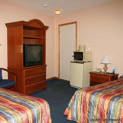 Mackinaw Budget Inn Mackinaw City Ngoại thất bức ảnh